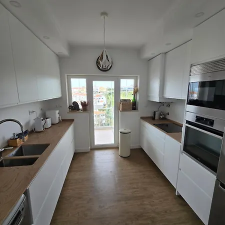 Fantastico T3 A 50 Metros Da דירה אריסרייה