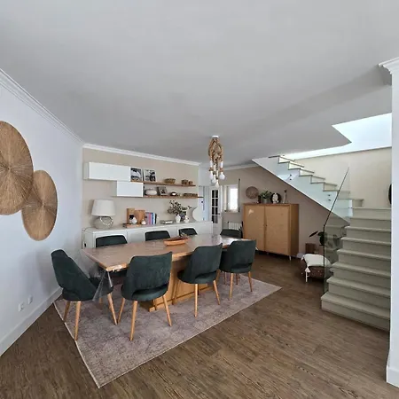 Fantastico T3 A 50 Metros Da דירה אריסרייה