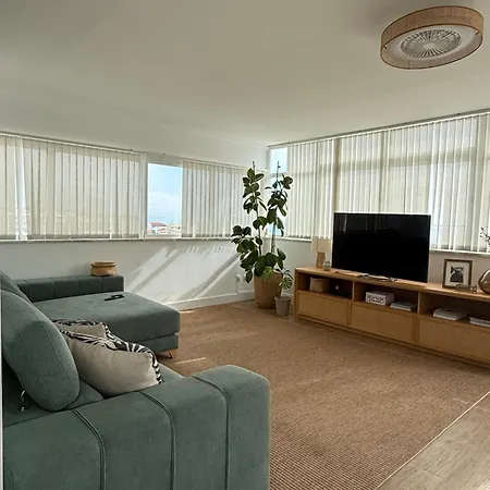 Fantastico T3 A 50 Metros Da דירה אריסרייה