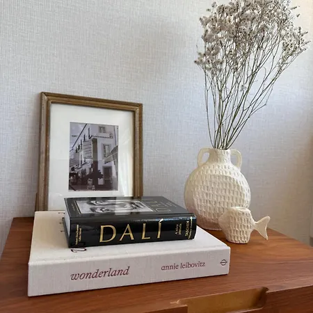 Fantastico T3 A 50 Metros Da דירה *