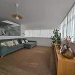 Fantástico T3 A 50 Metros Da Appartamento *